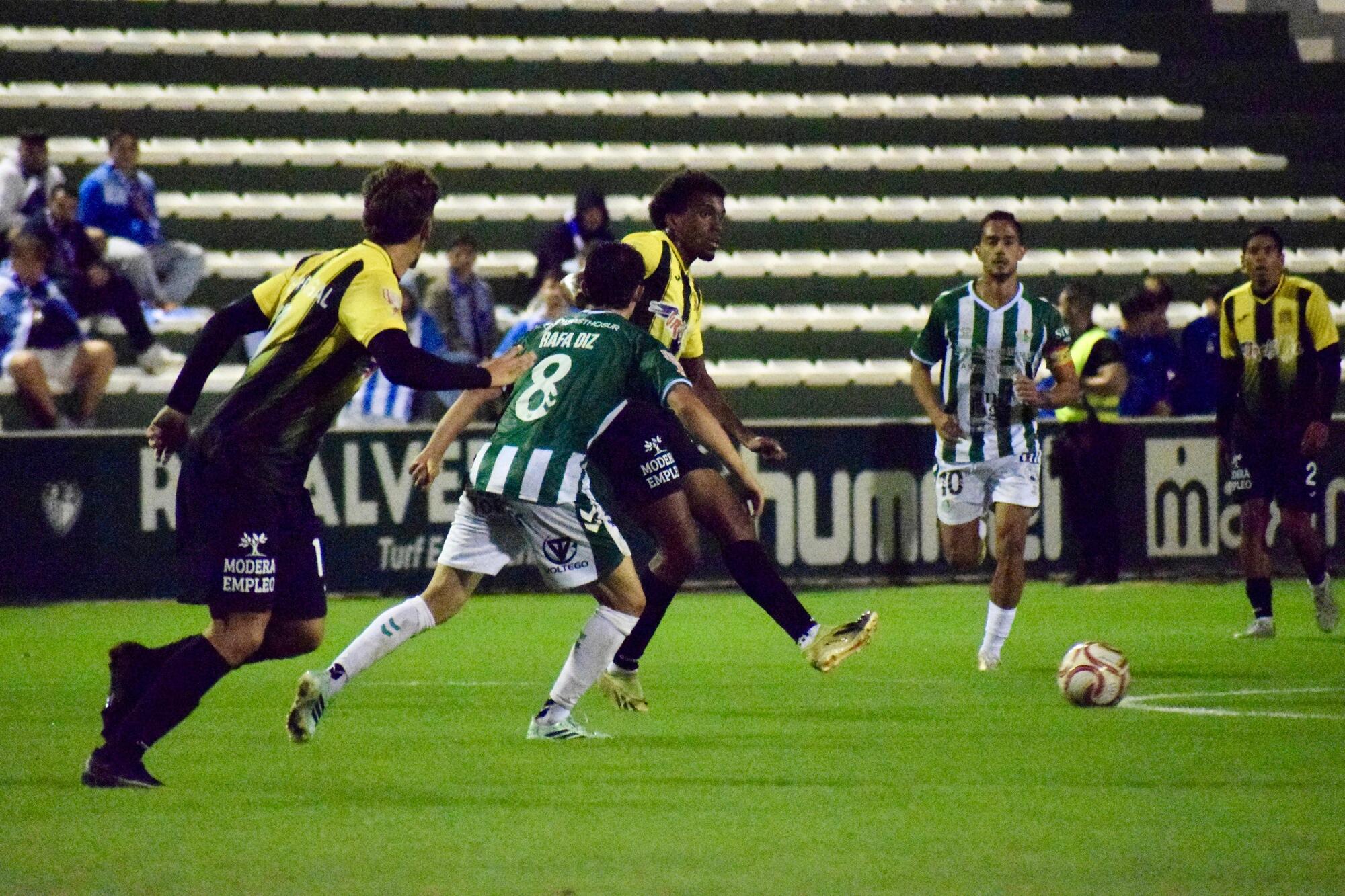 Antequera 2 - 0 Águilas > CRÓNICA COPA DEL REY: La ilusión tan sólo duró una ronda