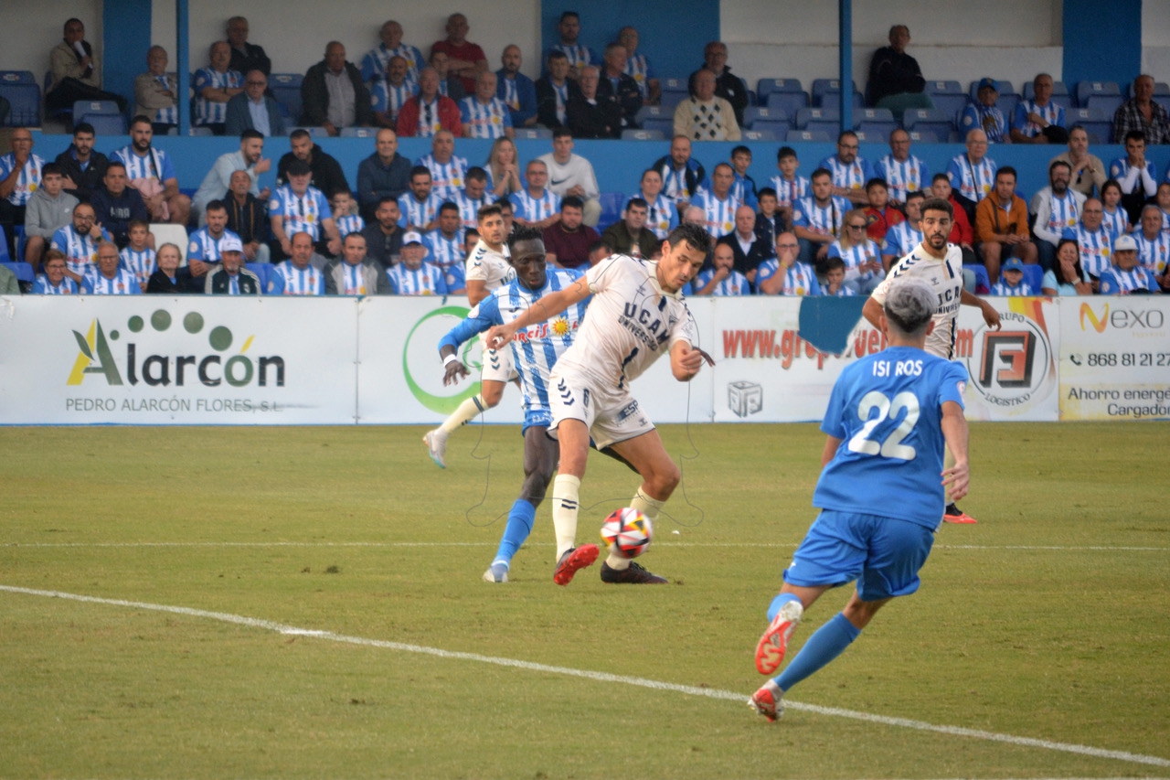Image for Águilas F.C. 1 - 0 UCAM Murcia C.F. | CRÓNICA | Este equipo se ha ganado tomarse un ‘copazo’