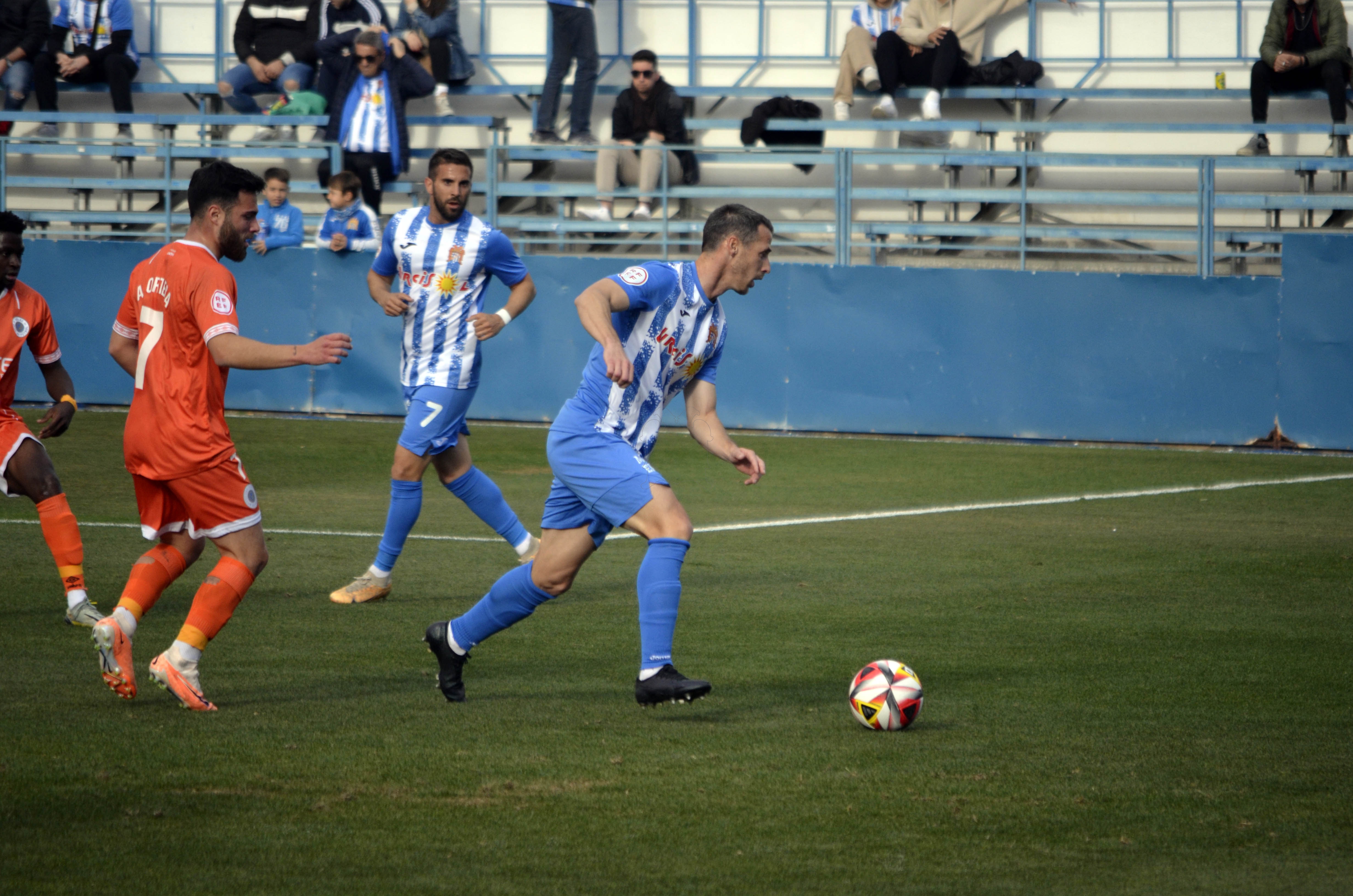 Águilas F.C. 1 - 0 Vélez C.F. | CRÓNICA | Puro nervio para recuperar la senda del triunfo