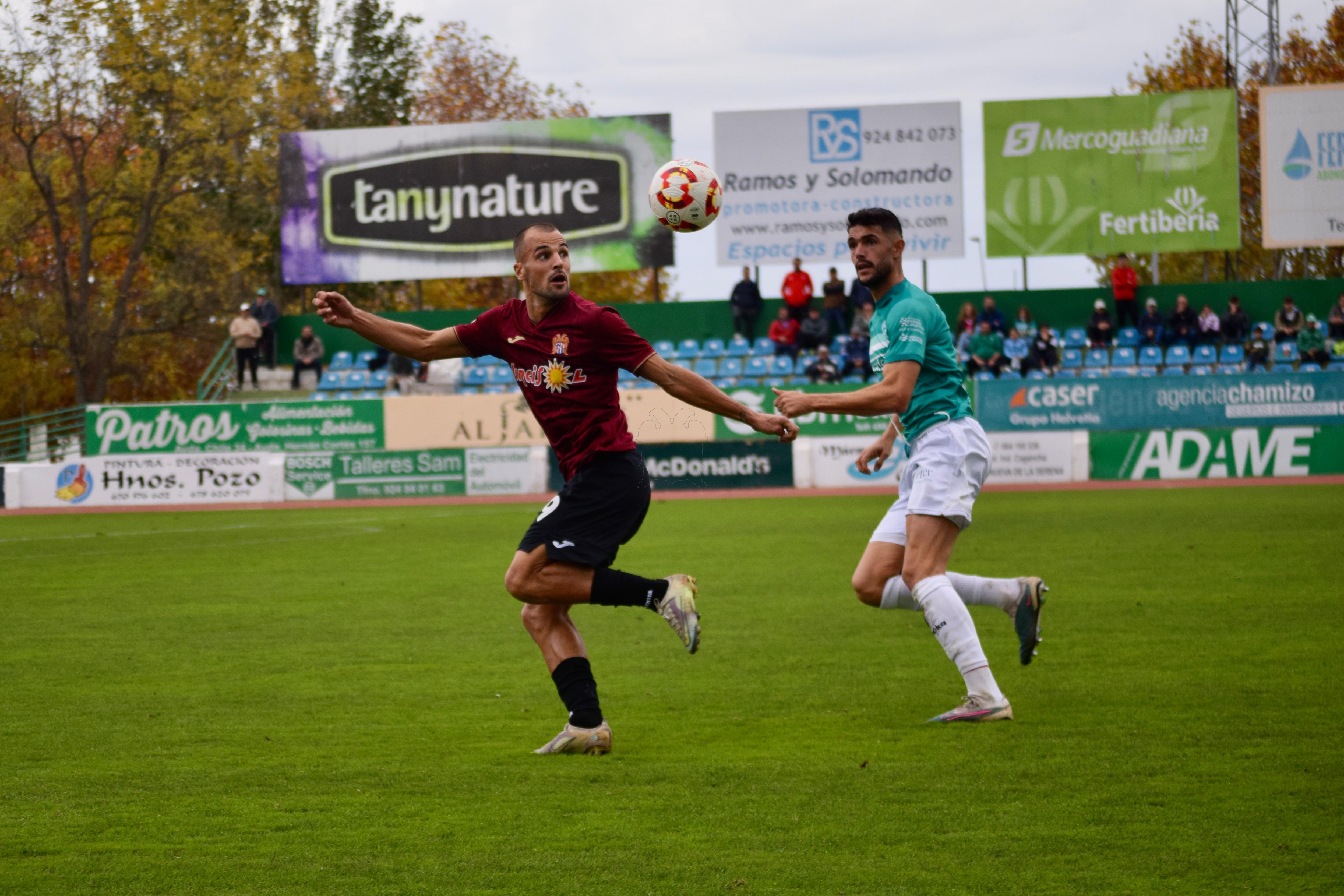 CRÓNICA: Villanovense 1 - 0 Águilas // Todo al revés en el cierre de un mes negro