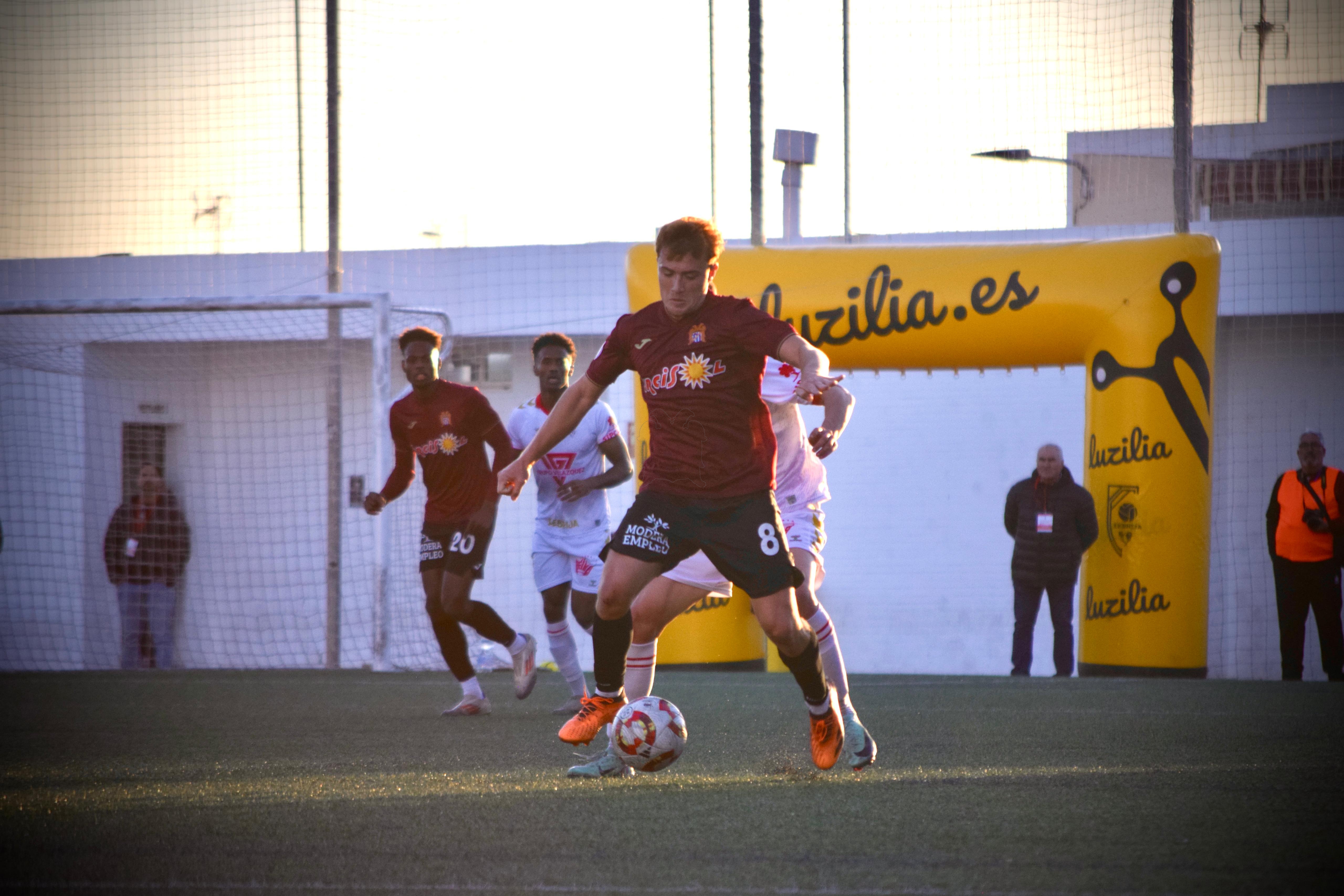 CRÓNICA: Antoniano 0 - 0 Águilas // Que el punto sea de partida