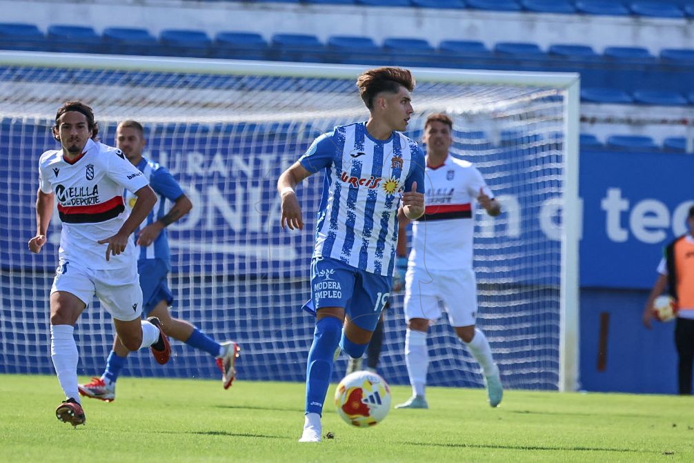 Águilas 3 - 1 Melilla / CRÓNICA // Buena imagen -y un poco de sufrimiento- para retornar a la segunda plaza