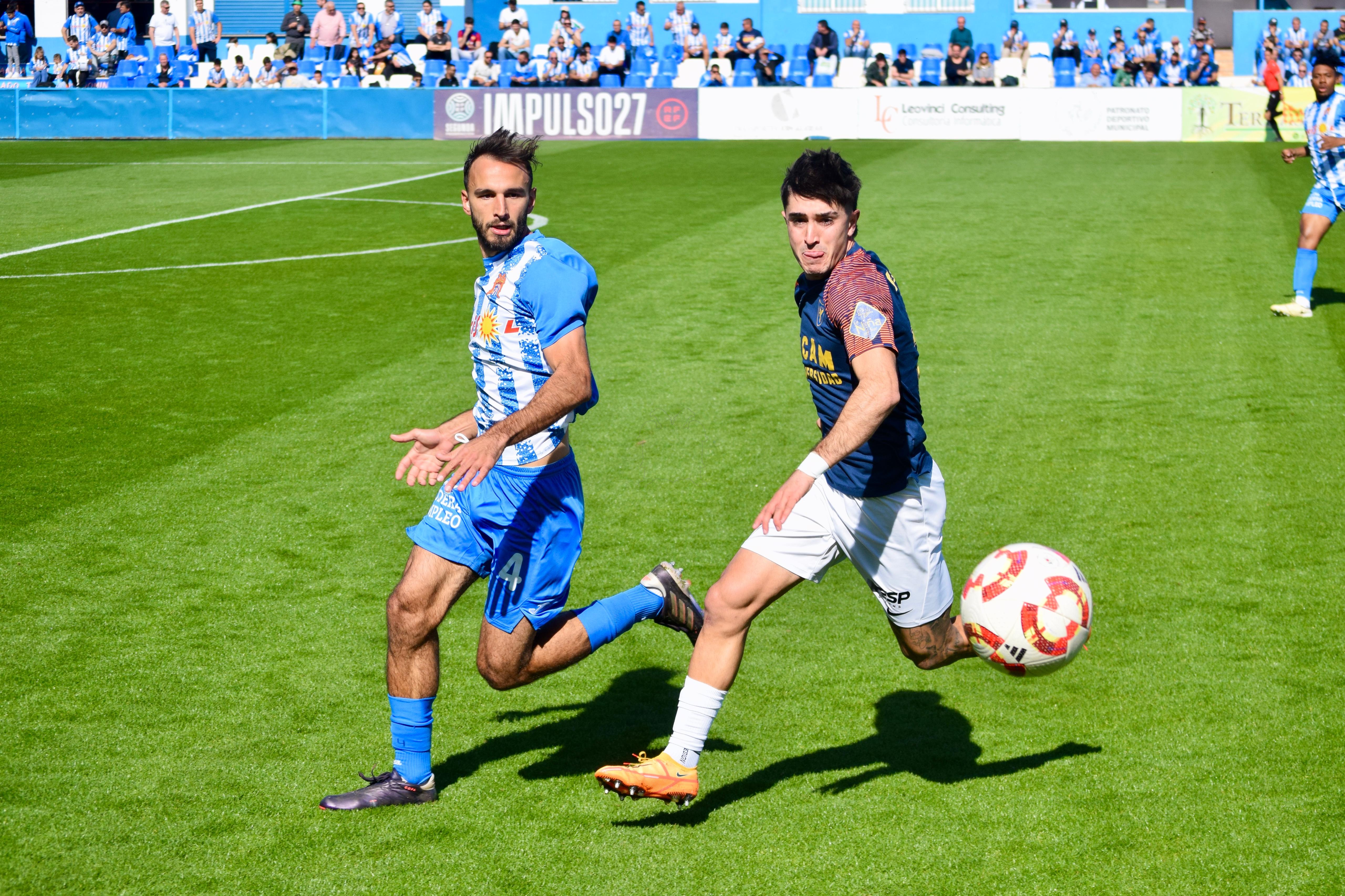 CRÓNICA: Águilas 2 - 1 UCAM Murcia // Un sobresaliente para entrar en playoff