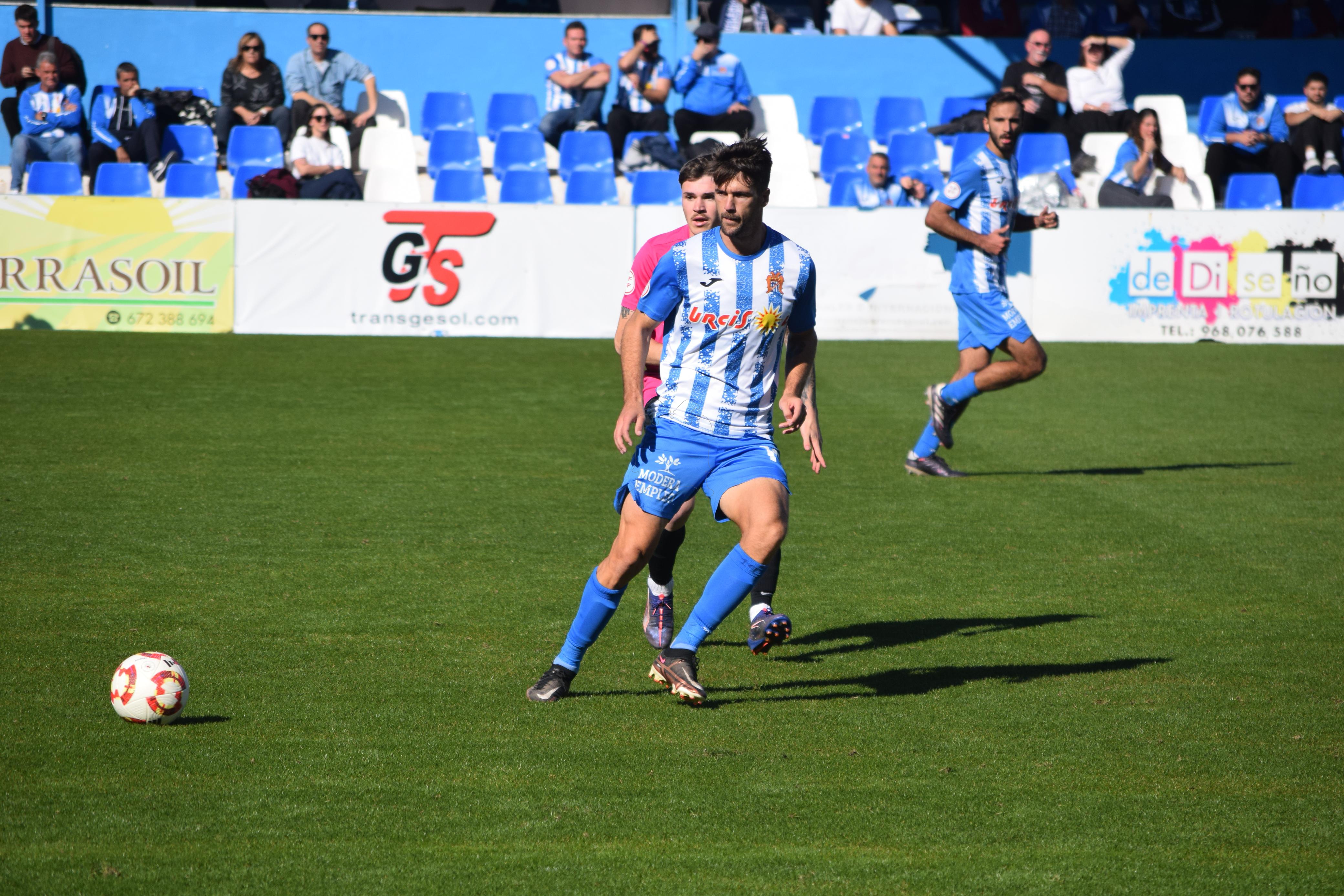 CRÓNICA: Águilas 1 - 1 San Fernando // Al éxtasis le sobró un poste